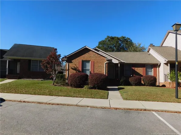15 Independence Dr, Lumberton, NC 28358