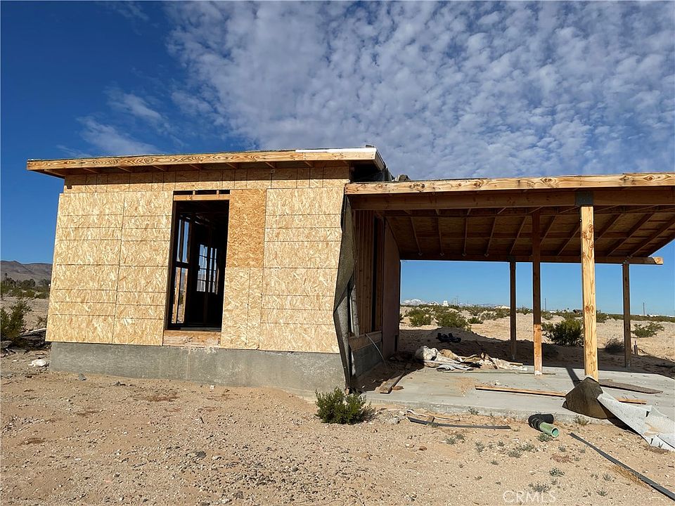 2nd image of 79678 Twentynine Palms Hwy