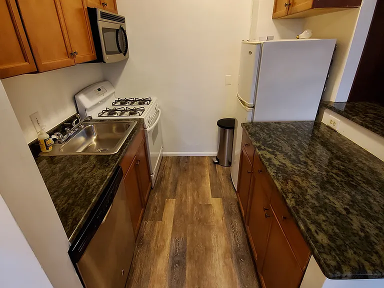 201 Massachusetts Ave NE #202 — Photo 3