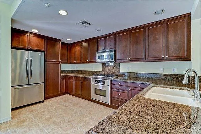 42 Paseo Luna — Photo 4