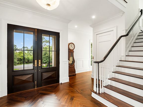 4th image of 98 Bass Creek Ln