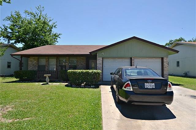 1st image of 1409 E Mesa Park Dr