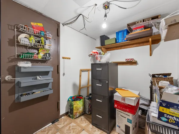 159 Seneca Avenue image 25 of 34