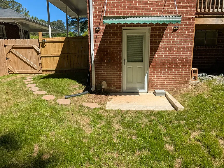 2566 Hightower Ct NW — Photo 9