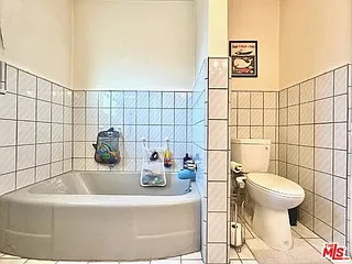 2132 McPherson Pl — Photo 12