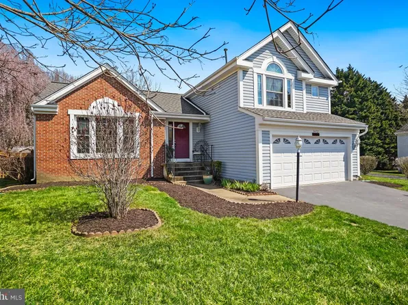 3472 Lacrosse Ct, Woodbridge, VA 22193