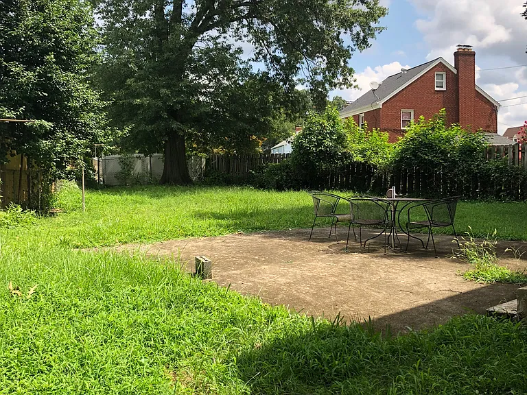 1102 Parker Ave — Photo 18