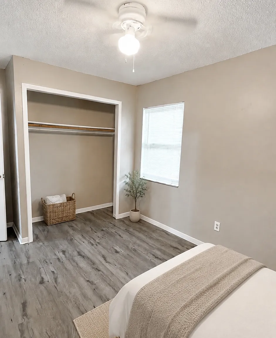 3 bed, 897 sqft, $2,290 — Photo 4