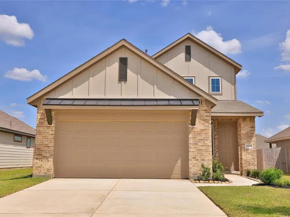 11721 Airspeed Dr, Conroe, TX 77303