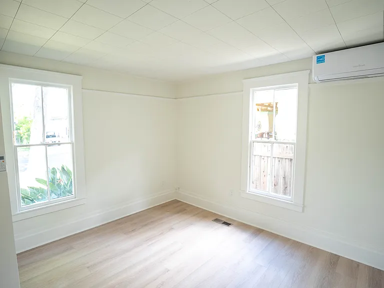 210 N Encinitas Ave #A — Photo 5