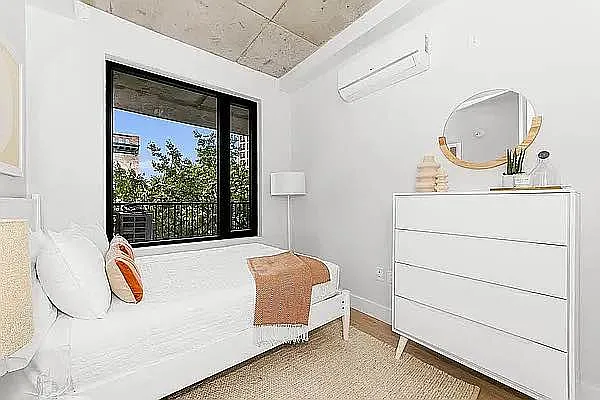 Rented by Highline Residential | media 34