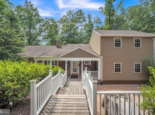 6600 Ridgeway Dr, Springfield, VA 22150