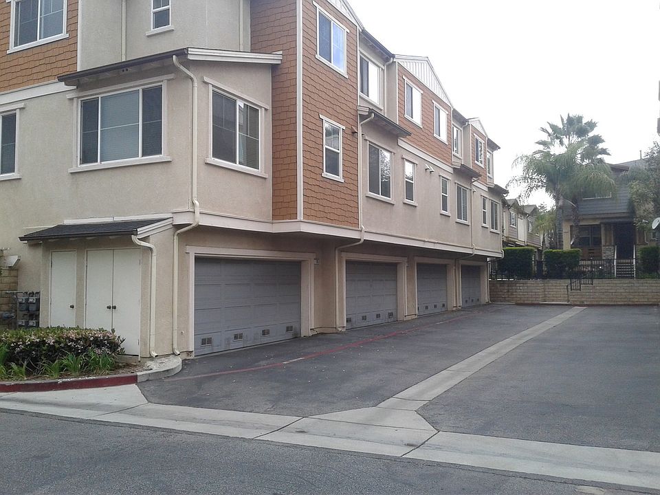 1st image of 1959 Oakwood Way