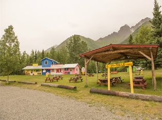 37501 Eklutna Lake Rd, Chugiak, AK 99567