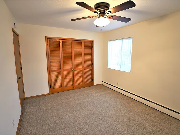 6520 Oliver Ave S — Photo 18