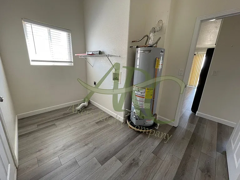 949-951 S Harmony Ln — Photo 14