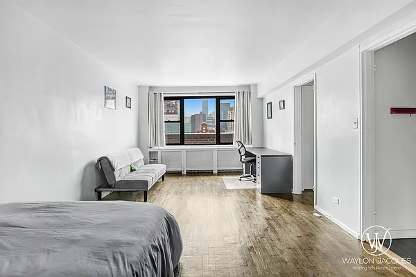 Rented by Compass | media 15