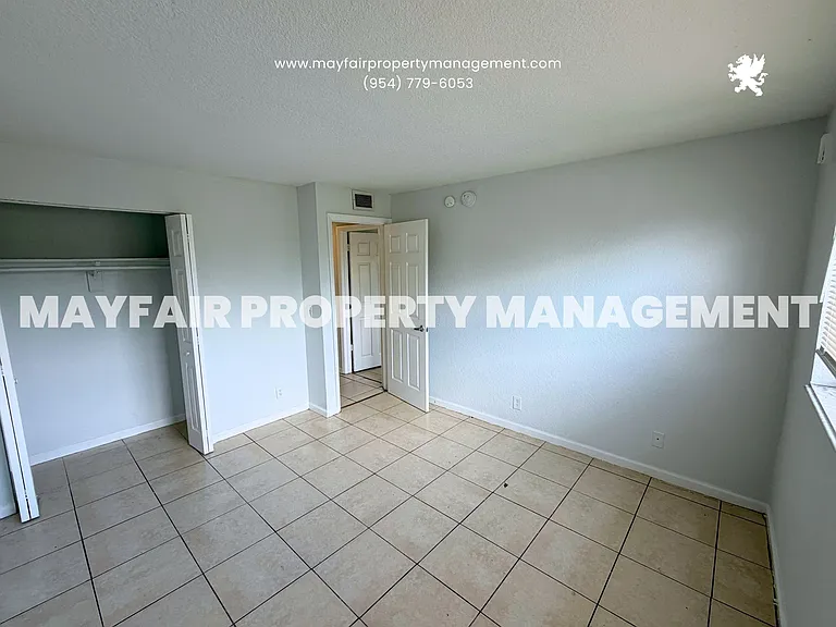 4160 NW 21st St #G203 — Photo 6