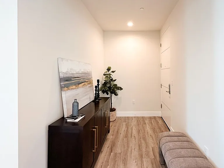 1101 S Harvard Blvd #506 — Photo 19