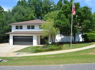 124 Pine Tree Cir, Columbiana, AL 35051