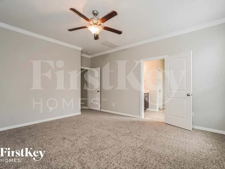 6730 Trinity Trail Ln — Photo 9