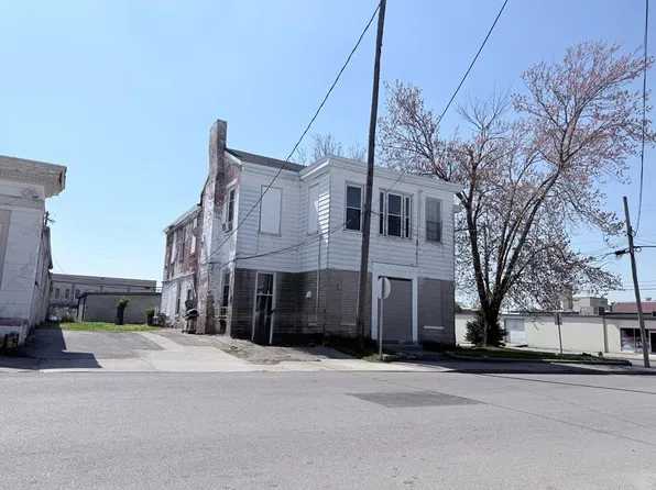 702 S Clay St, Hopkinsville, KY 42240