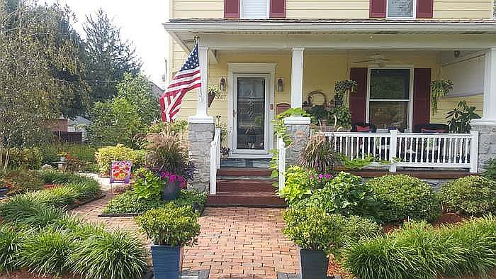2nd image of 3607 Rutherford St