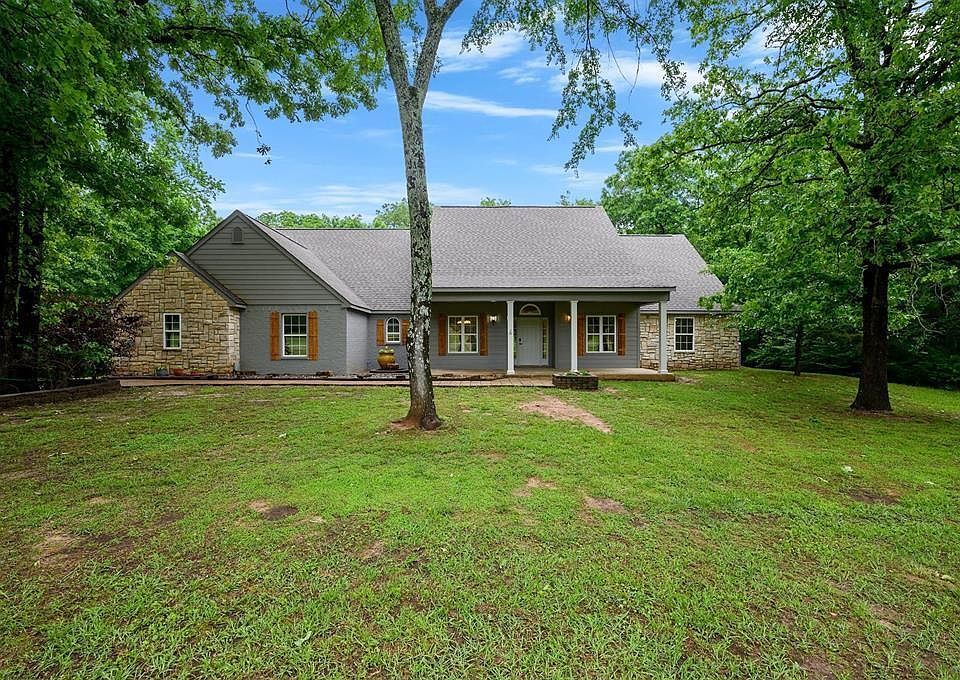 1st image of 482 Raintree Rd