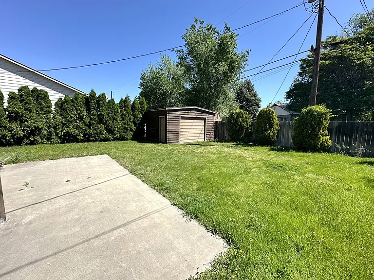810 Wright Ave — Photo 15