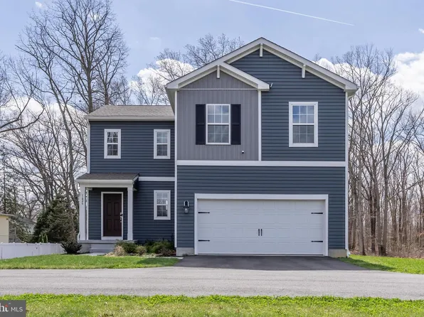 1626 White Cedar Ln, Williamstown, NJ 08094