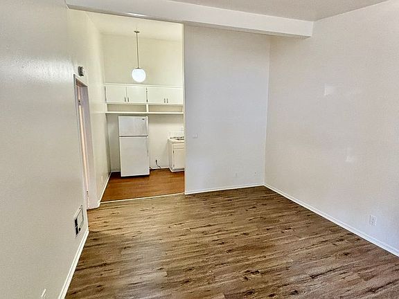 3rd image of 3940 Via Lucero APT 22