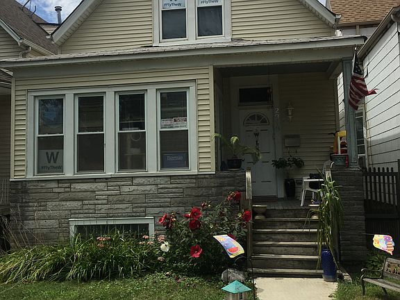 5th image of 2918 N Richmond St