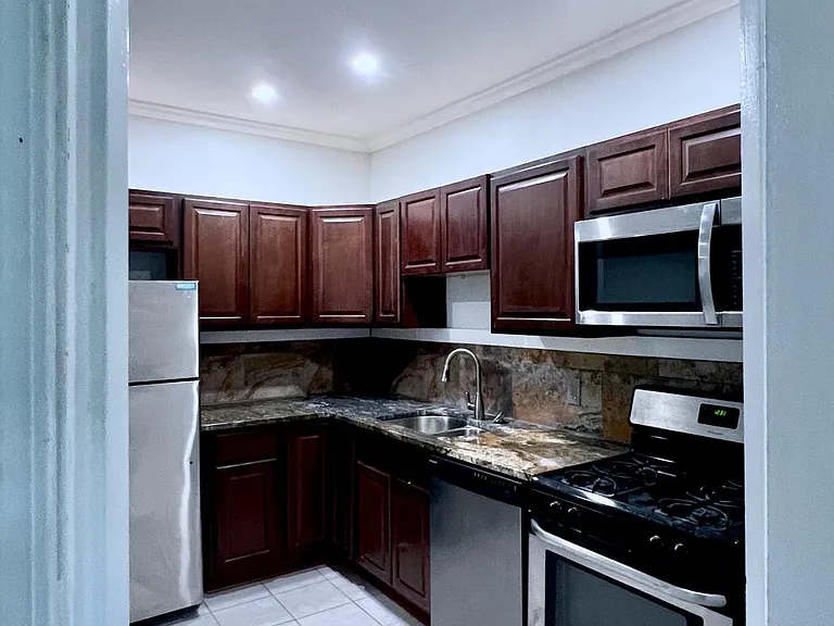 835 Merchants Rd #1 — Photo 7