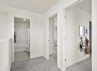 8897 Dracut Dr, Elk Grove, CA 95758