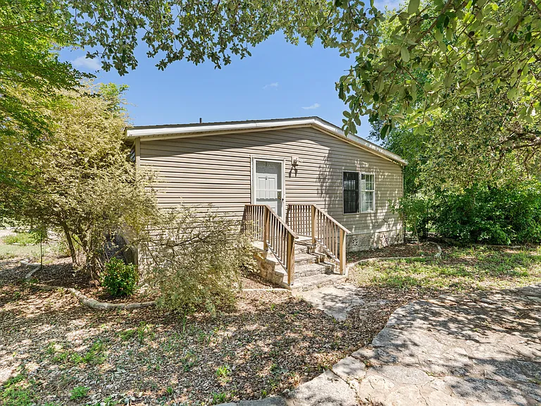 24609 Sheep Hollow Trl — Photo 32