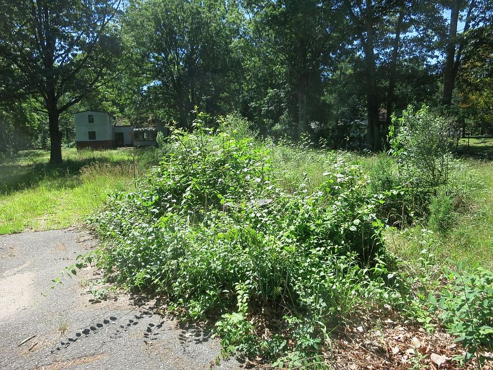 2nd image of 295 Cedar Bridge Rd