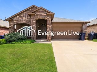 11328 SW 33rd Ter, Yukon, OK 73099