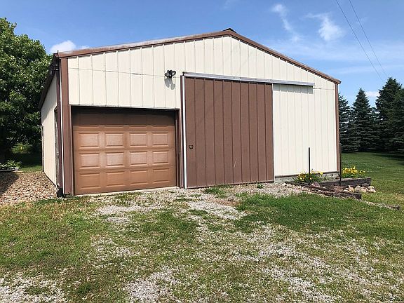 30x36 shop with cement floor