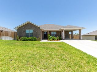 3477 Nicole, Eagle Pass, TX 78852