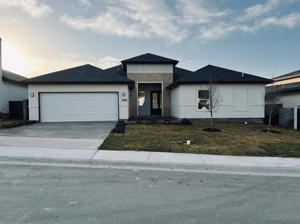 109 Sorella Loop, Laredo, TX 78045