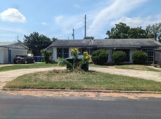130 Harcourt Ave, San Antonio, TX 78223