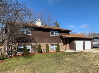 722 S McHenry Ave #A, Crystal Lake, IL 60014