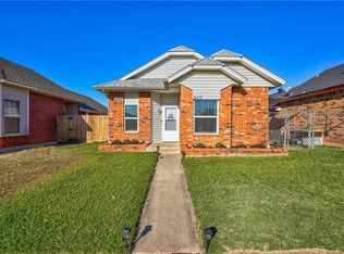 2117 Lonnie Ln, Moore, OK 73170
