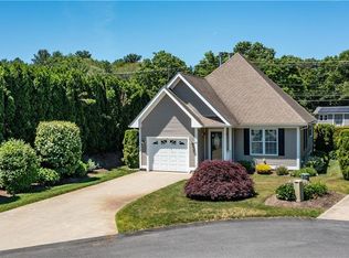 40 Enzo Dr, Coventry, RI 02816