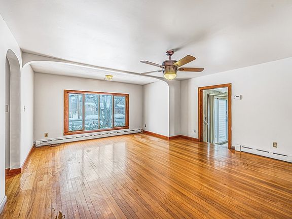 5th image of 331 Dale St