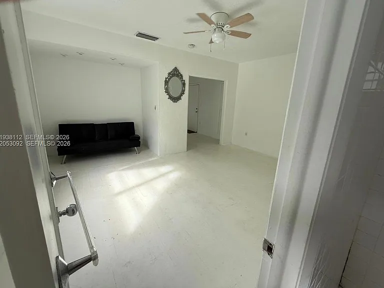 1211 Pennsylvania Ave #E2 — Photo 5