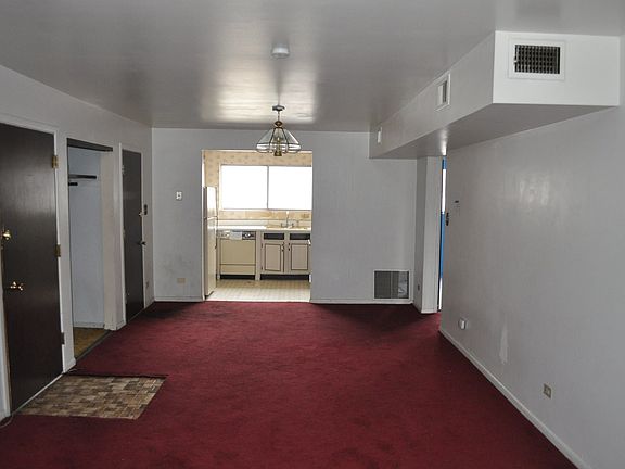 5th image of 15325 Martin Luther King Jr Dr APT 11