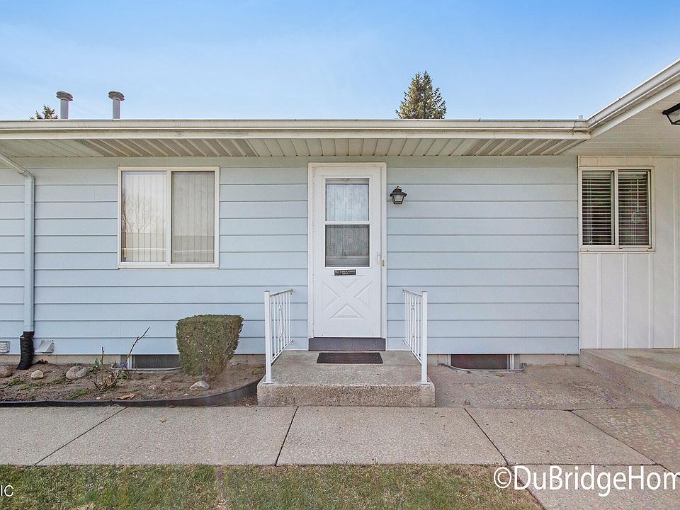 1st image of 5934 Leisure South Dr SE