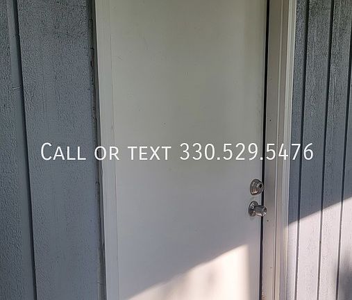 3rd image of 74 1st St SE Unit 12