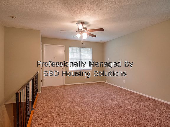 4th image of 8015 E 87th St